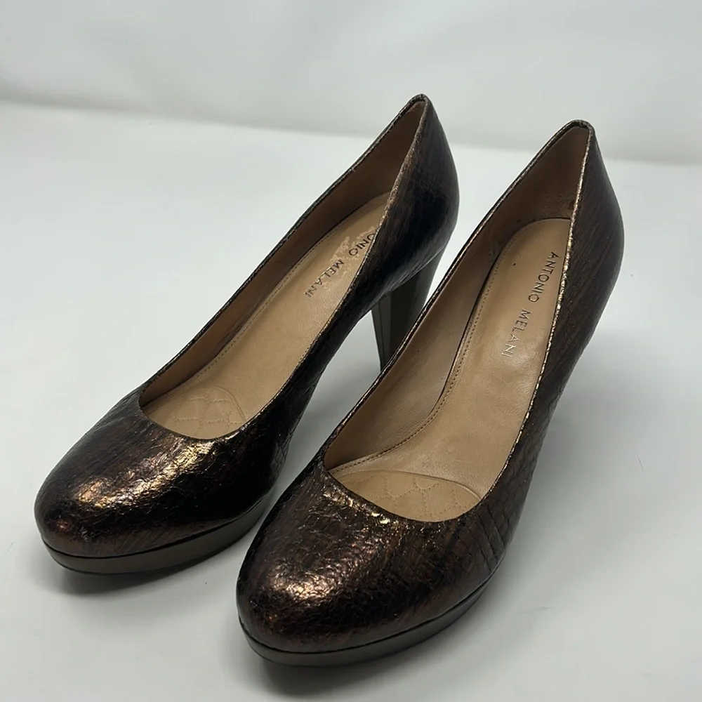Antonio Melani Bronze Platform Pumps Size 8.5 Great Condition